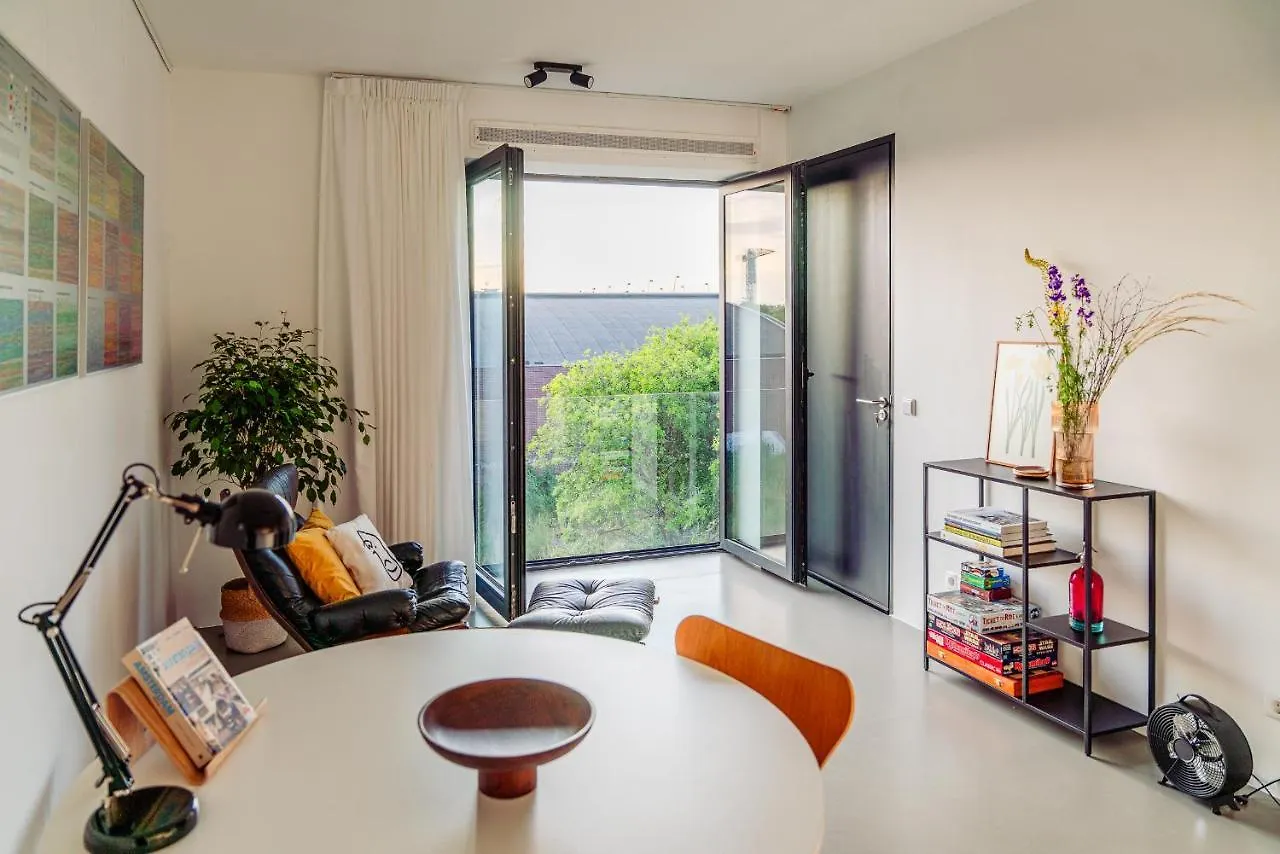 Sail 2025 View! Boutique Apartment Amsterdam - North Riverside